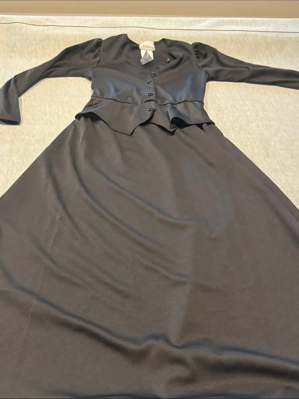 California Costumes Black Historical Dress with White Lace Collar